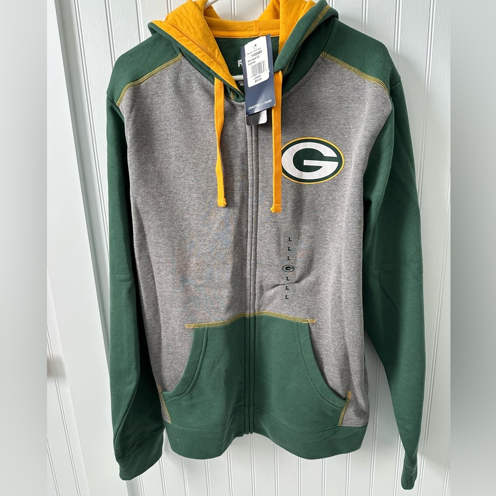 NWT Green Bay Packers zip up hooded jacket size L